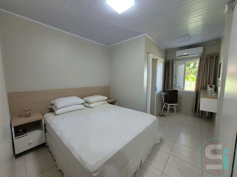 Maravilhosa Casa Térrea Mobiliada com 2 Terrenos: 6ª foto da galeria de imagens do imóvel