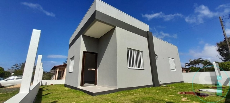 Casa de esquina a venda em Capão