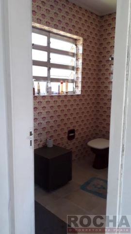 Casa de esquina próximo Mar: 14ª foto da galeria de imagens do imóvel