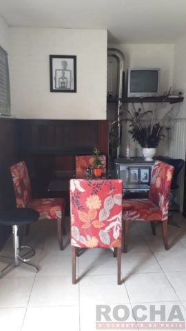 Casa de esquina próximo Mar: 27ª foto da galeria de imagens do imóvel