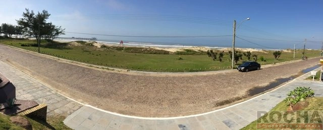 : 2ª foto da galeria de imagens do imóvel