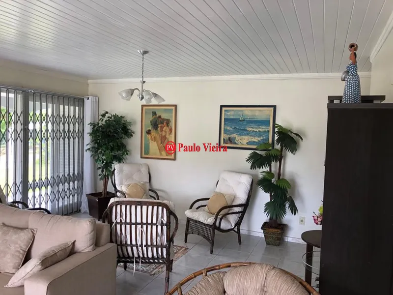 ATLÂNTIDA - CASA DE ESQUINA COM TERRENO DIFERENCIADO: 9ª foto da galeria de imagens do imóvel