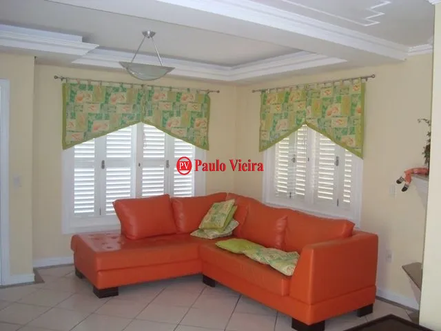 XANGRI-LÁ -  SOBRADO A 1 QUADRA DO MAR: 4ª foto da galeria de imagens do imóvel