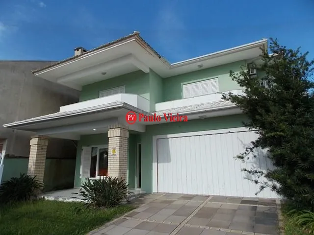 XANGRI-LÁ -  SOBRADO A 1 QUADRA DO MAR