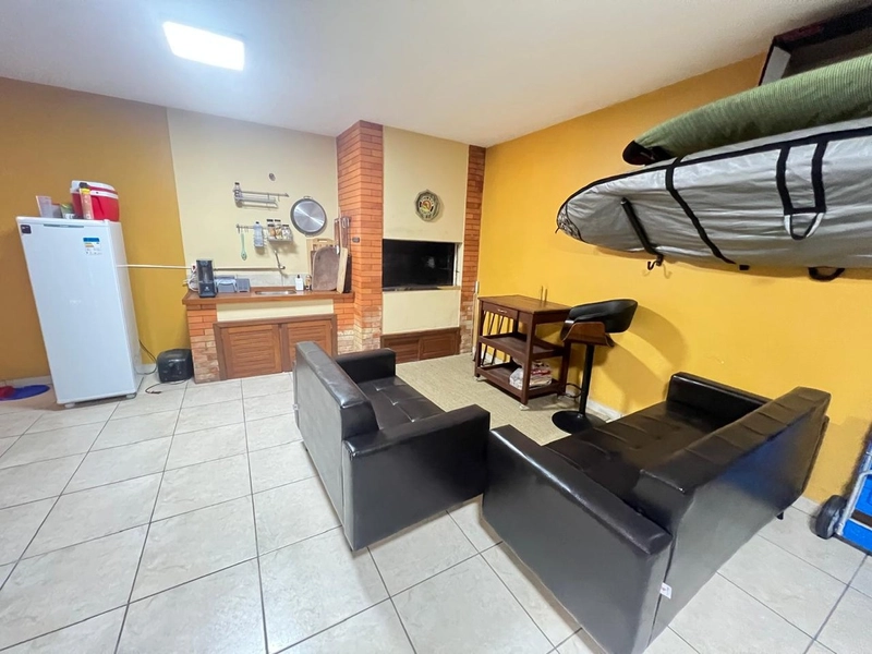 Casa com 4 dormitórios e piscina em Atlântida: 42ª foto da galeria de imagens do imóvel