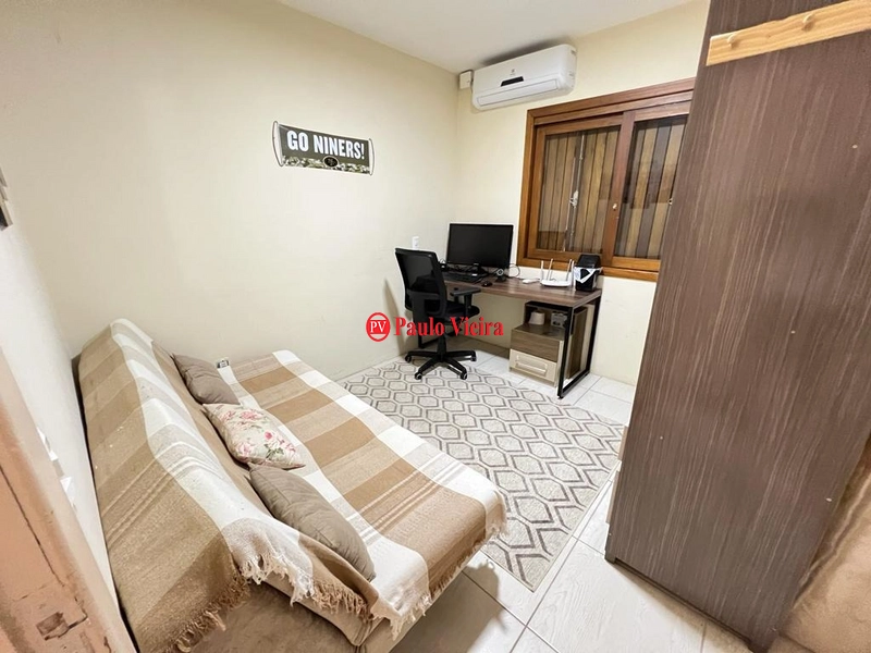 Casa com 4 dormitórios e piscina em Atlântida: 4ª foto da galeria de imagens do imóvel