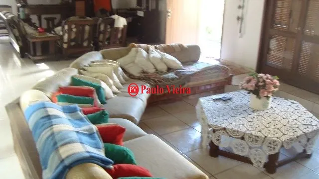 ATLÂNTIDA - EXCELENTE SOBRADO FRENTE MAR: 6ª foto da galeria de imagens do imóvel