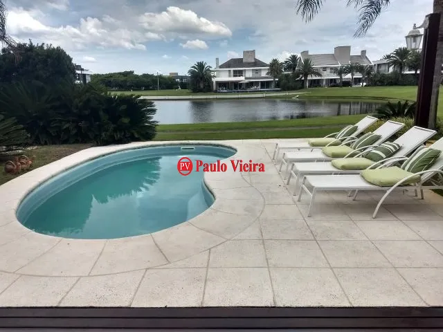 BOSQUES DE ATLÂNTIDA - EXCELENTE SOBRADO