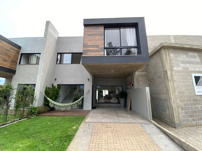 XANGRI-LÁ -  DUPLEX EM EXCELENTE LOCALIZAÇÃO: 1ª foto da galeria de imagens do imóvel