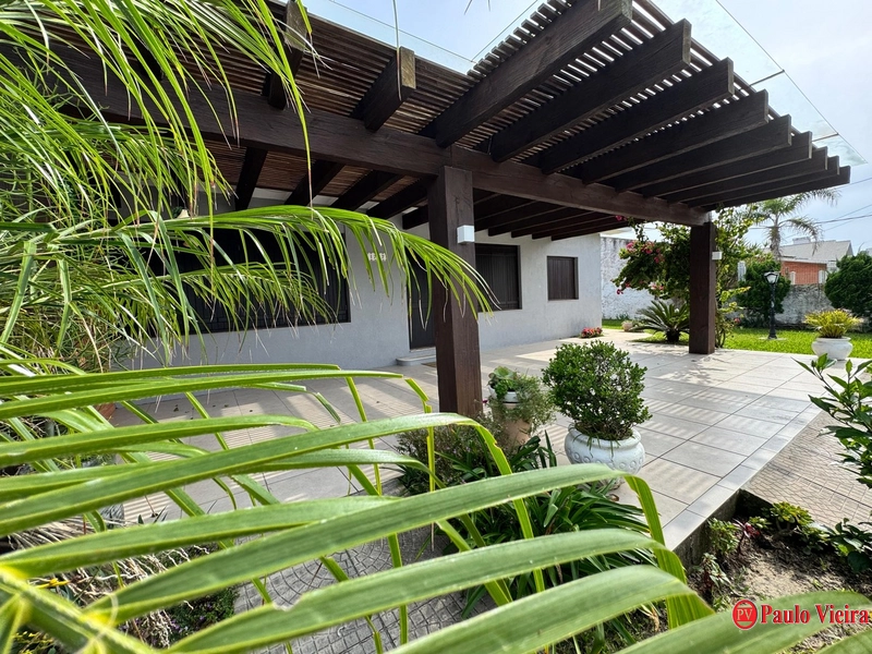 XANGRI- LÁ - LINDA CASA: 1ª foto da galeria de imagens do imóvel