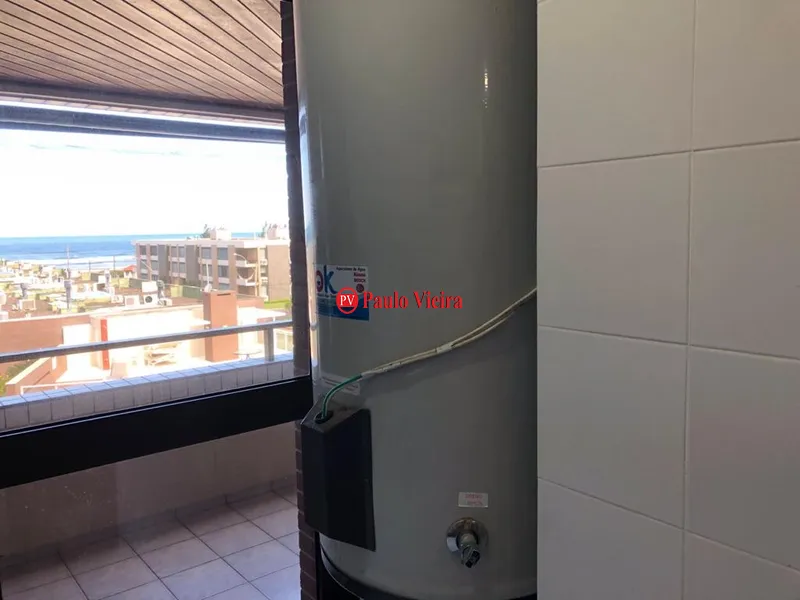 ATLÂNTIDA- APARTAMENTO NO CENTRO COM BELA VISTA PARA O MAR: 20ª foto da galeria de imagens do imóvel