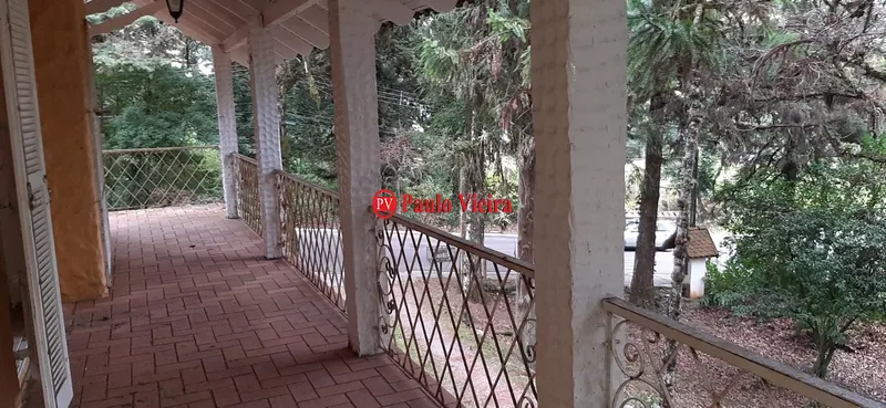 GRAMADO - SOBRADO EM BAIRRO NOBRE: 11ª foto da galeria de imagens do imóvel