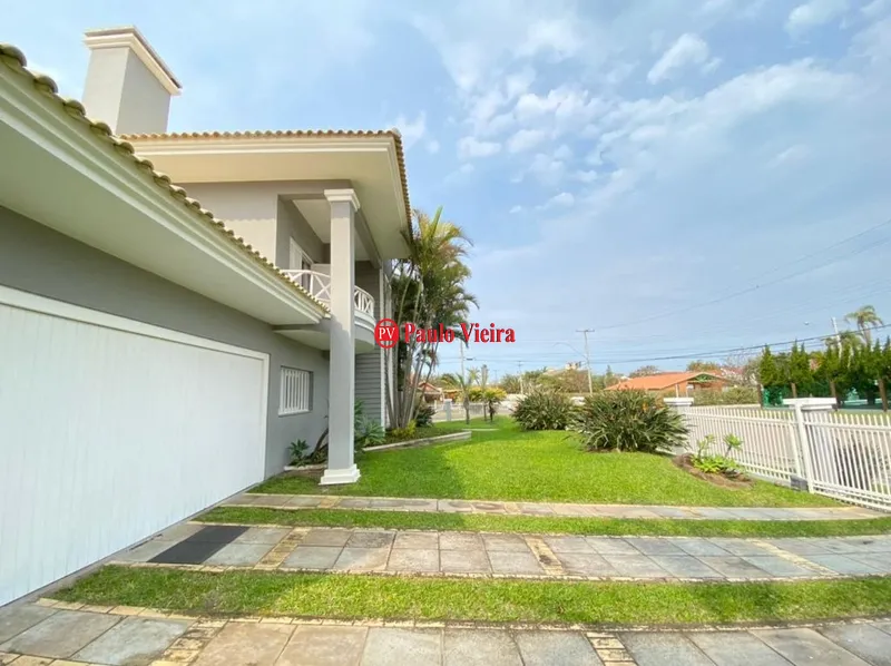 ATLÂNTIDA -  BELISSIMO SOBRADO DE ESQUINA: 4ª foto da galeria de imagens do imóvel