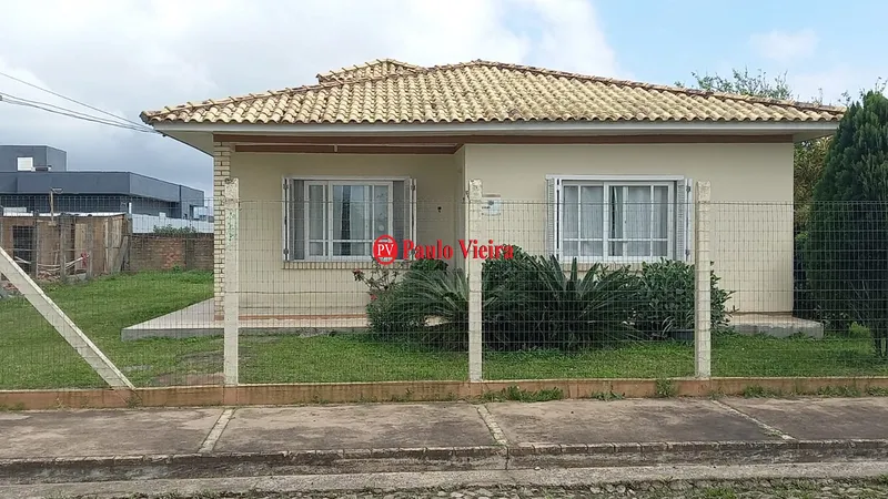 ATLÂNTIDA -  CASA TÉRREA EM TERRENO DIFERENCIADO: 1ª foto da galeria de imagens do imóvel