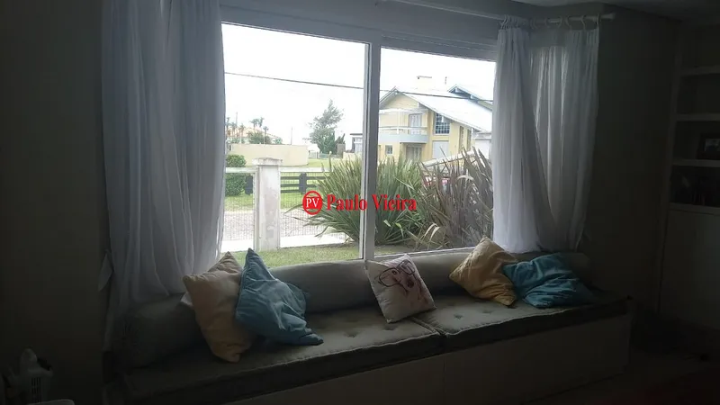 ATLÂNTIDA - EXUBERANTE SOBRADO, FRENTE MAR,  LOCALIZAÇÃO PRIVILEGIADA: 24ª foto da galeria de imagens do imóvel