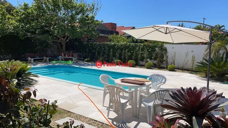 ATLÂNTIDA - EXCELENTE CASA EM OTIMA LOCALIZAÇÃO: 3ª foto da galeria de imagens do imóvel