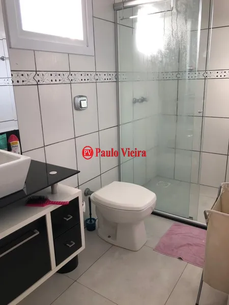 Sobrado com 5 dormitórios próximo ao mar: 16ª foto da galeria de imagens do imóvel