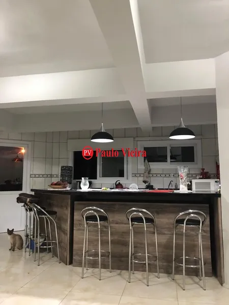 Sobrado com 5 dormitórios próximo ao mar: 11ª foto da galeria de imagens do imóvel