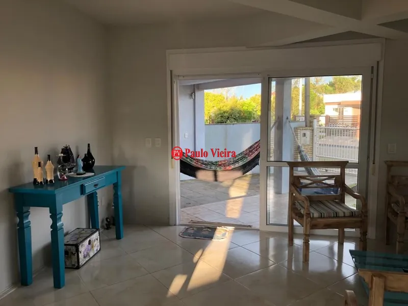 Sobrado com 5 dormitórios próximo ao mar: 2ª foto da galeria de imagens do imóvel