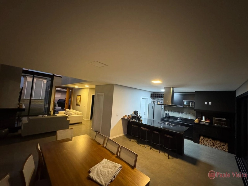 BLUE - SOBRADO EM EXCELENTE LOCALIZAÇÃO: 3ª foto da galeria de imagens do imóvel