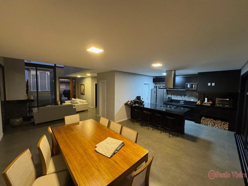 BLUE - SOBRADO EM EXCELENTE LOCALIZAÇÃO: 6ª foto da galeria de imagens do imóvel