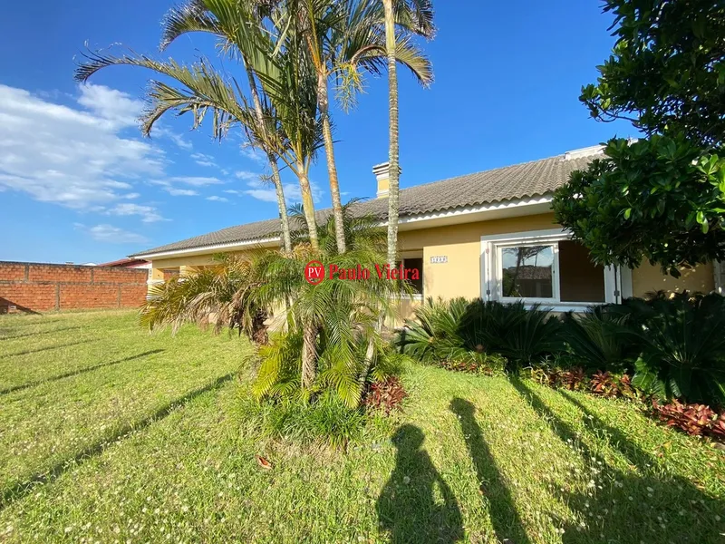 XANGRI-LÁ - RAINHA DO MAR -  CASA TERREA EM DOIS TERRENOS: 2ª foto da galeria de imagens do imóvel