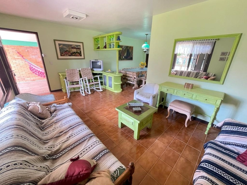 XANGRI-LÁ -  CASA TÉRREA, FRENTE MAR