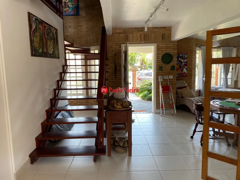 ATLÂNTIDA - BELO SOBRADO COM 5 SUITES: 5ª foto da galeria de imagens do imóvel