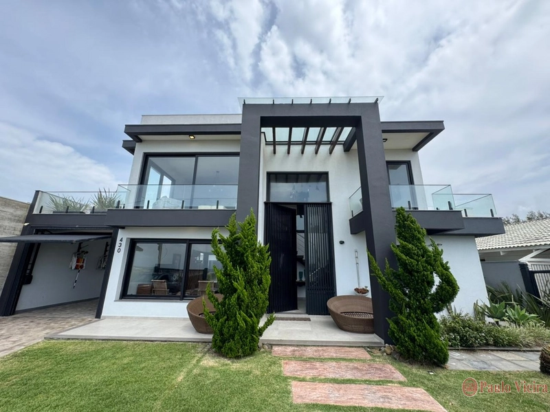 ATLÂNTIDA -  EXCELENTE SOBRADO BEIRA MAR: 5ª foto da galeria de imagens do imóvel