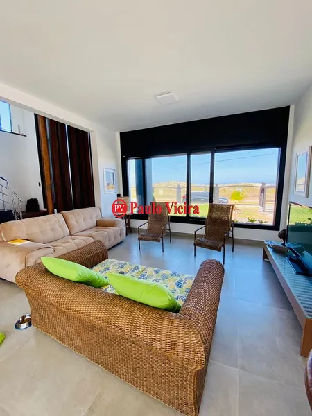 ATLÂNTIDA -  EXCELENTE SOBRADO BEIRA MAR: 3ª foto da galeria de imagens do imóvel