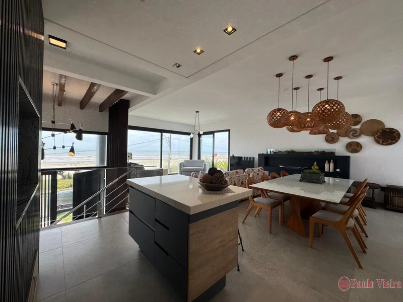 ATLÂNTIDA -  EXCELENTE SOBRADO BEIRA MAR: 34ª foto da galeria de imagens do imóvel