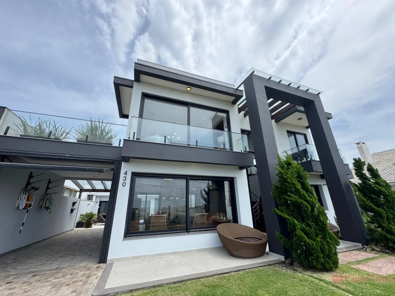 ATLÂNTIDA -  EXCELENTE SOBRADO BEIRA MAR: 48ª foto da galeria de imagens do imóvel