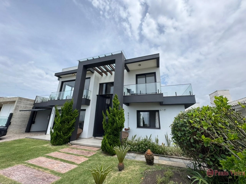 ATLÂNTIDA -  EXCELENTE SOBRADO BEIRA MAR: 1ª foto da galeria de imagens do imóvel