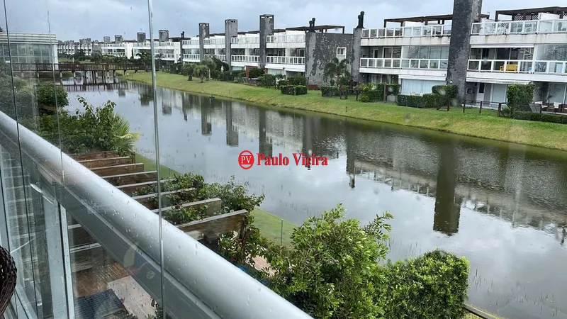 ROSSI  ATLÂNTIDA - MARAVILHOSA CASA BEIRA LAGO: 7ª foto da galeria de imagens do imóvel