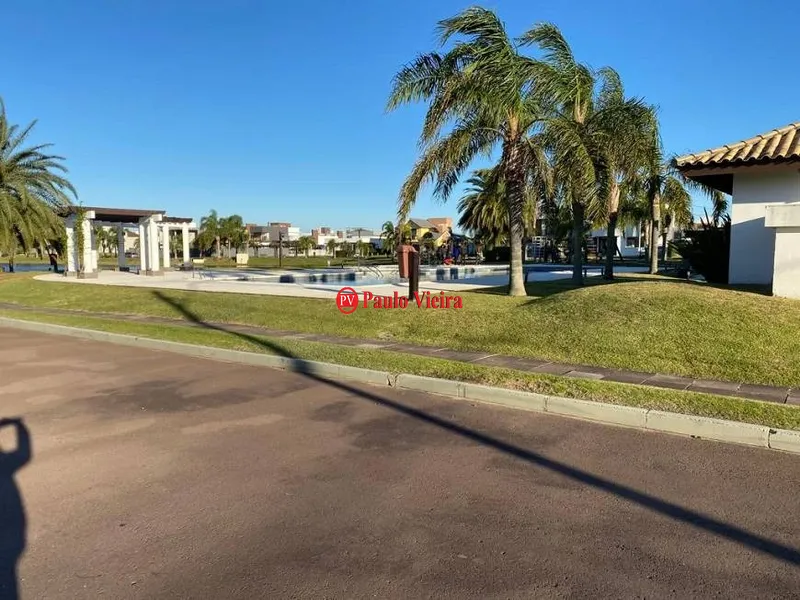 QUINTAS DO LAGO - Terreno de Esquina com 540 metros quadrados: 5ª foto da galeria de imagens do imóvel