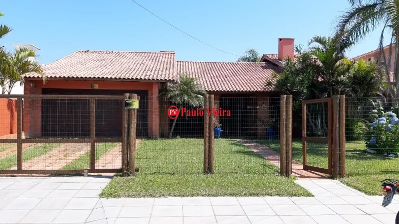 ATLÂNTIDA - CASA PRÓXIMA AO MAR: 2ª foto da galeria de imagens do imóvel