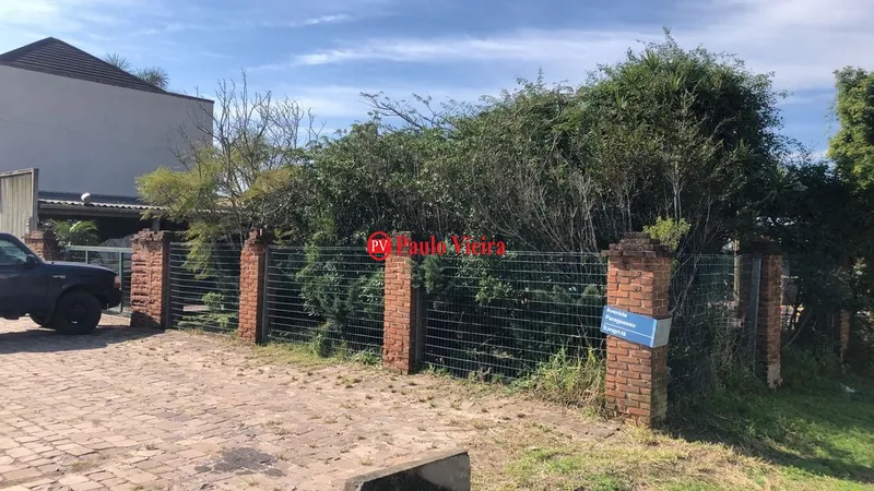 XANGRI -LÁ - SOBRADO EM EXCELENTE LOCALIZAÇÃO: 2ª foto da galeria de imagens do imóvel