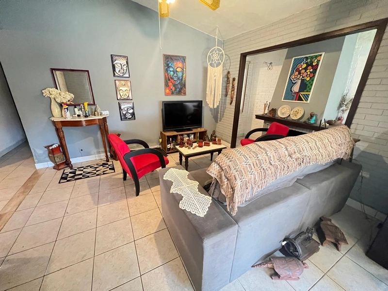 Casa com piscina próximo ao mar com 5 dormitórios: 12ª foto da galeria de imagens do imóvel