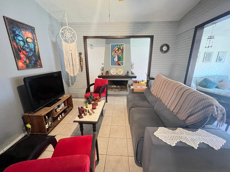 Casa com piscina próximo ao mar com 5 dormitórios: 6ª foto da galeria de imagens do imóvel