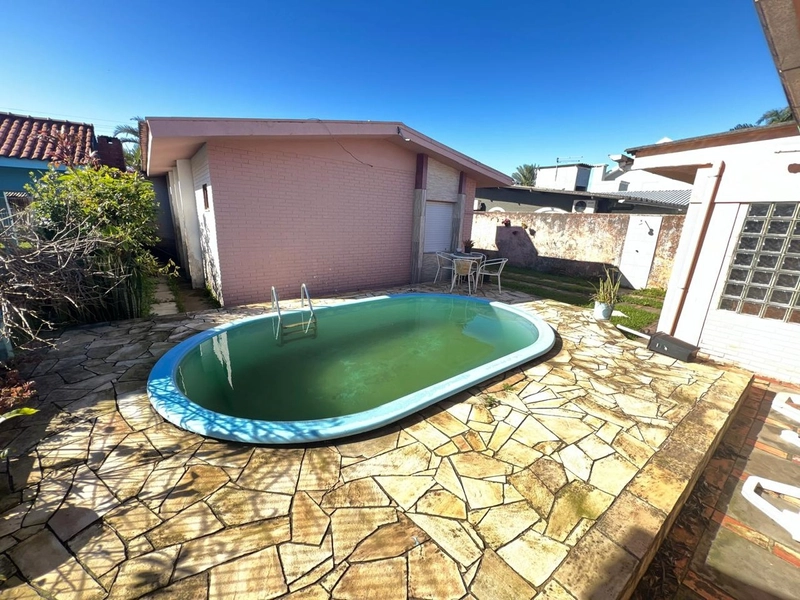 Casa com piscina próximo ao mar com 5 dormitórios: 5ª foto da galeria de imagens do imóvel