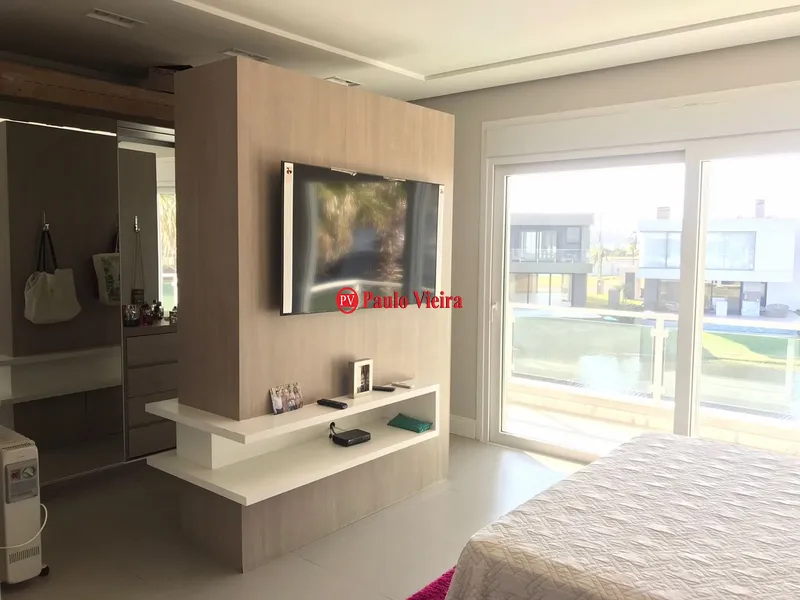 ENSEADA -  EXCELENTE SOBRADO BEIRA LAGO: 17ª foto da galeria de imagens do imóvel