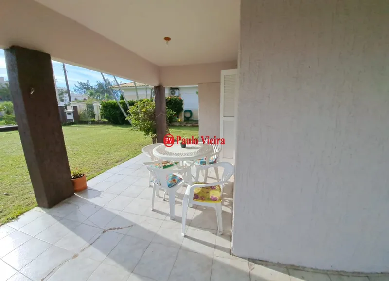 Casa com 4 dormitórios de esquina próximo ao mar: 6ª foto da galeria de imagens do imóvel