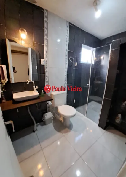 Casa com 4 dormitórios de esquina próximo ao mar: 17ª foto da galeria de imagens do imóvel