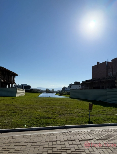 AMARE -  TERRENO BEIRA LAGO: 3ª foto da galeria de imagens do imóvel