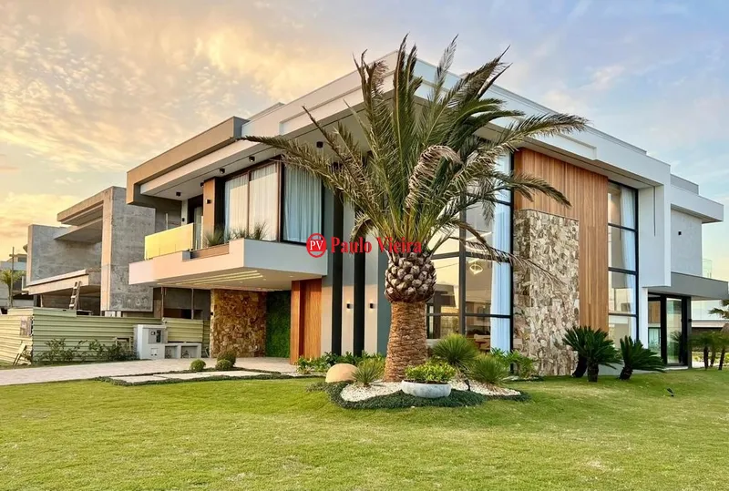 SENSE - SOBRADO DE ALTO PADRÃO