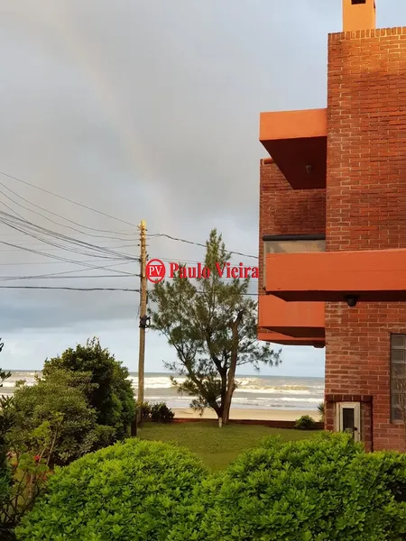 Duplex Beira mar com 2 dormitórios: 1ª foto da galeria de imagens do imóvel