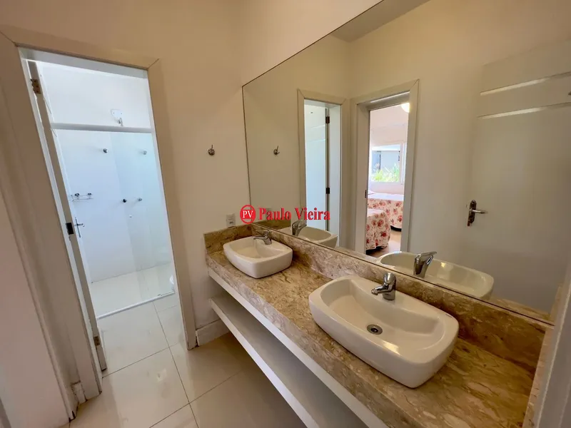 ENSEADA - LINDA RESIDÊNCIA TÉRREA: 18ª foto da galeria de imagens do imóvel