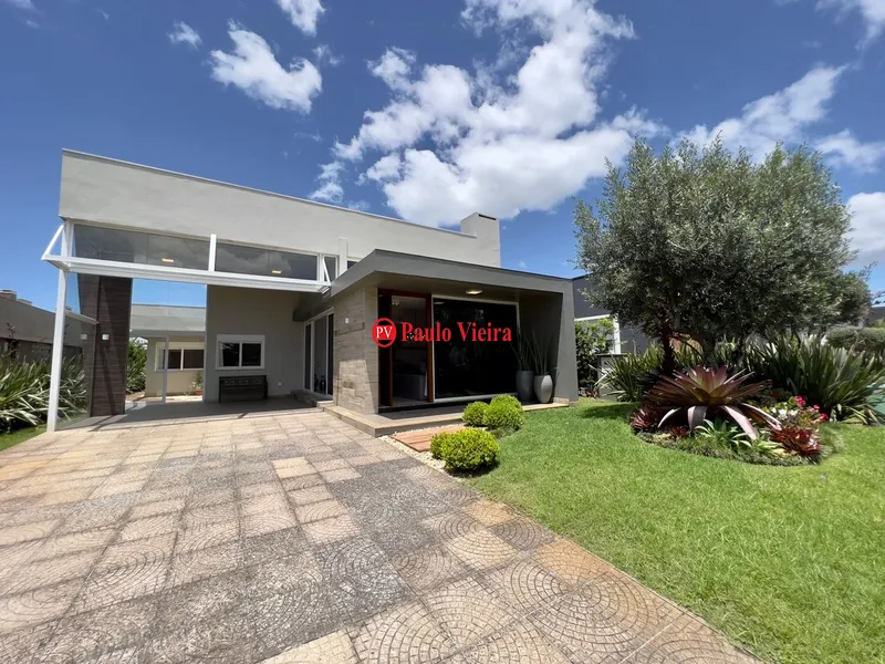 ENSEADA - LINDA RESIDÊNCIA TÉRREA: 1ª foto da galeria de imagens do imóvel