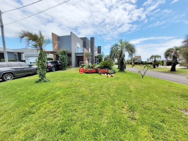 ACQUALINA BEACH - SOBRADO DE ESQUINA: 3ª foto da galeria de imagens do imóvel