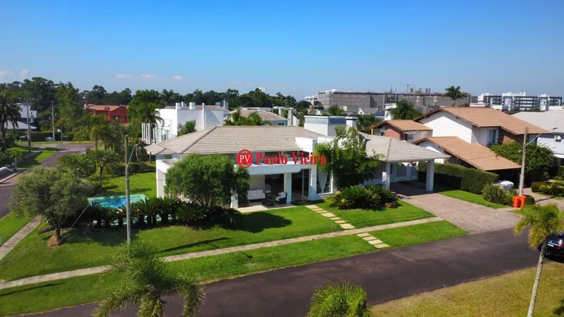 Linda casa em condomínio ilhas park